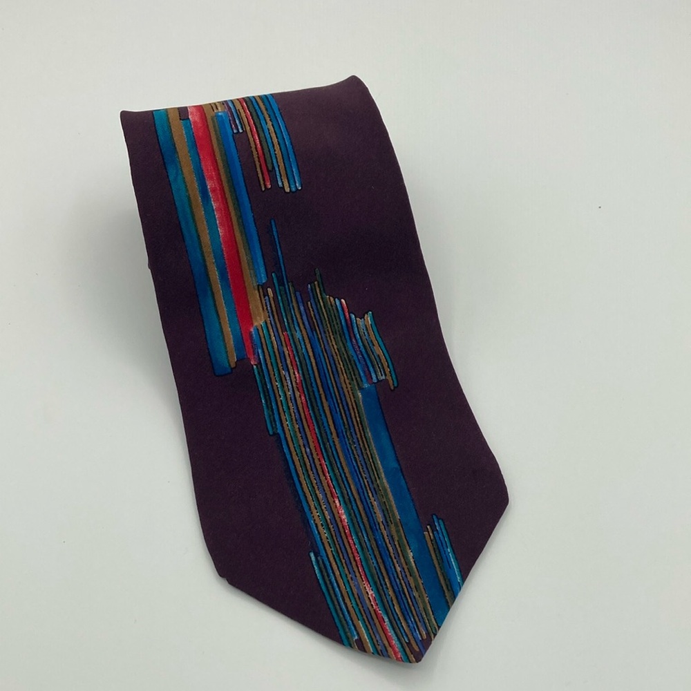 Vintage HALSTON III Men's Tie - Abstract Design w/Burgundy Background